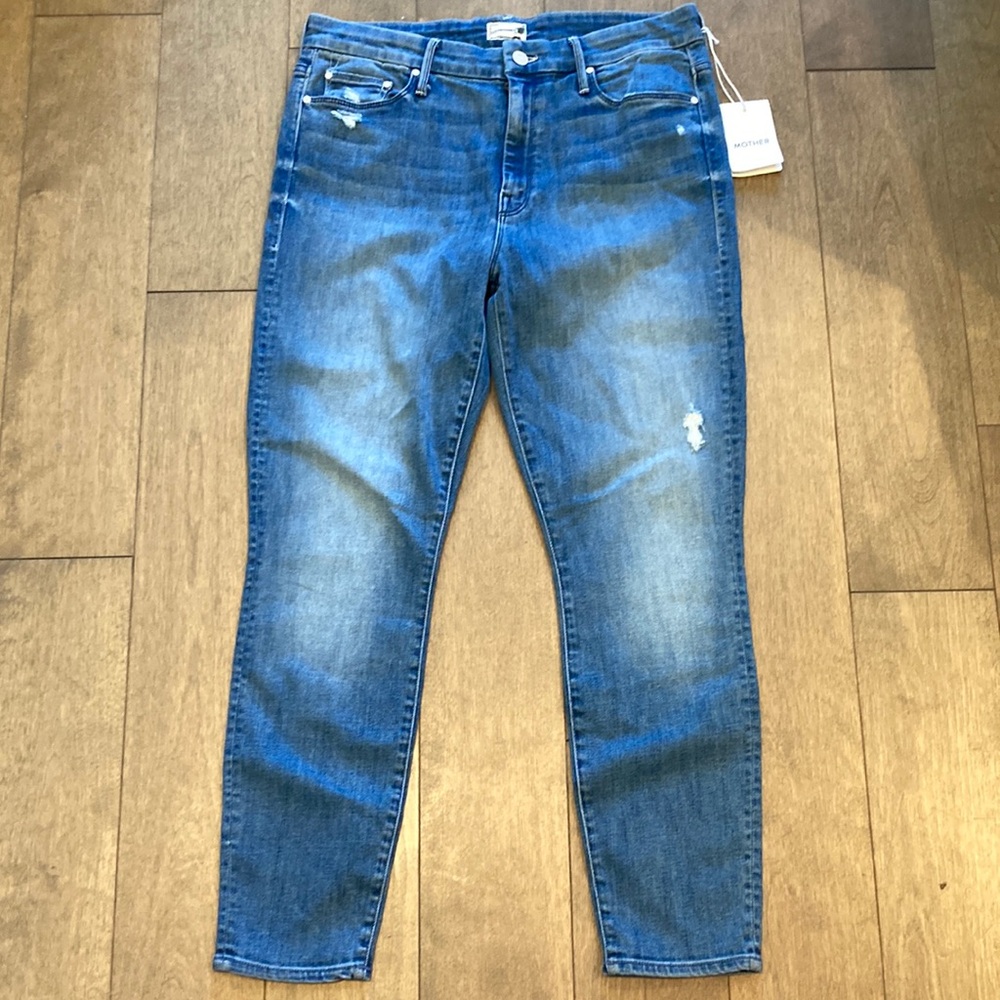 MOTHER The Looker Crop Jeans in Graffiti Girl